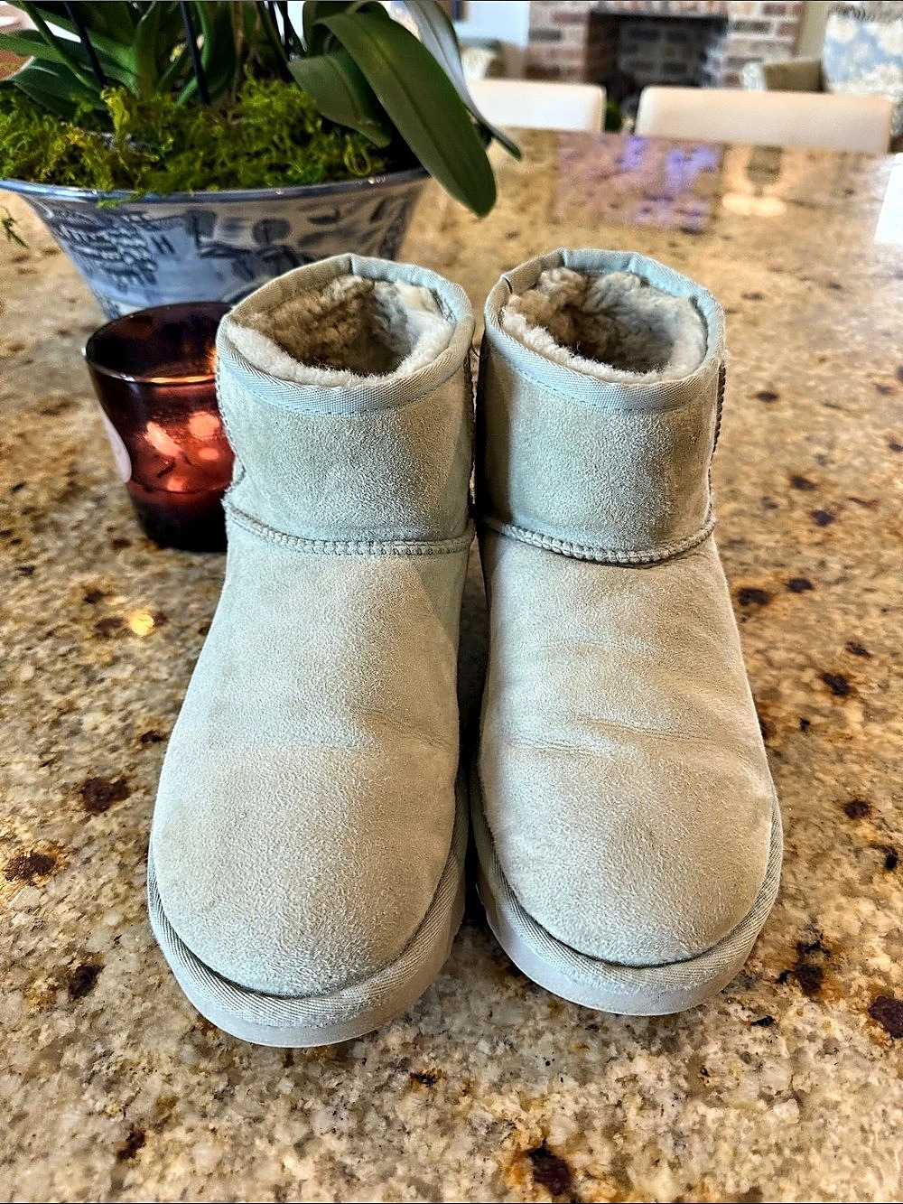 UGG Classic Mini Boots Gray US 8